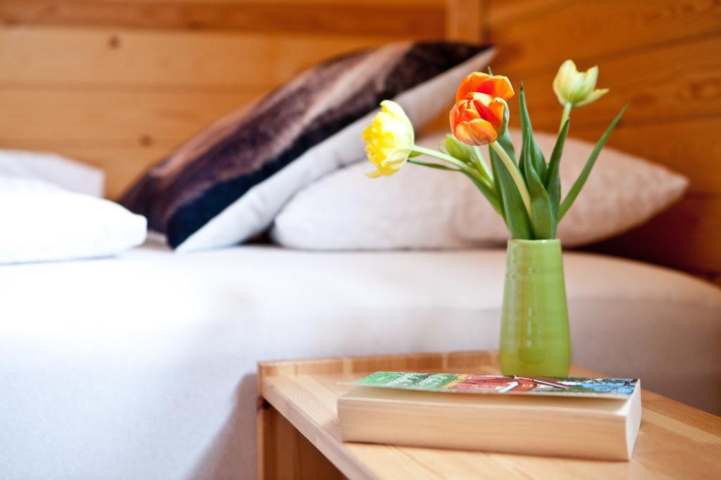 Wildact Adventure Ab Guest House Storberg Bagian luar foto